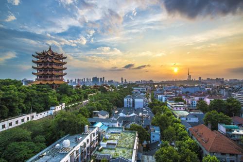 荆楚古韵,现代腾飞——湖北历史文化与现代发展交汇点